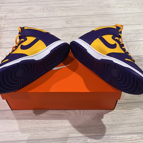 Nike Dunk High Retro Yellow and Purple (Laker/LSU) - Picture 3 of 3